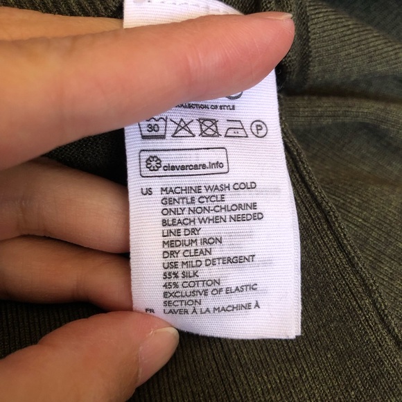 Great Condition COS V Neck Silk Mix Knit Top Green Long Sleeve Small - Picture 4 of 4